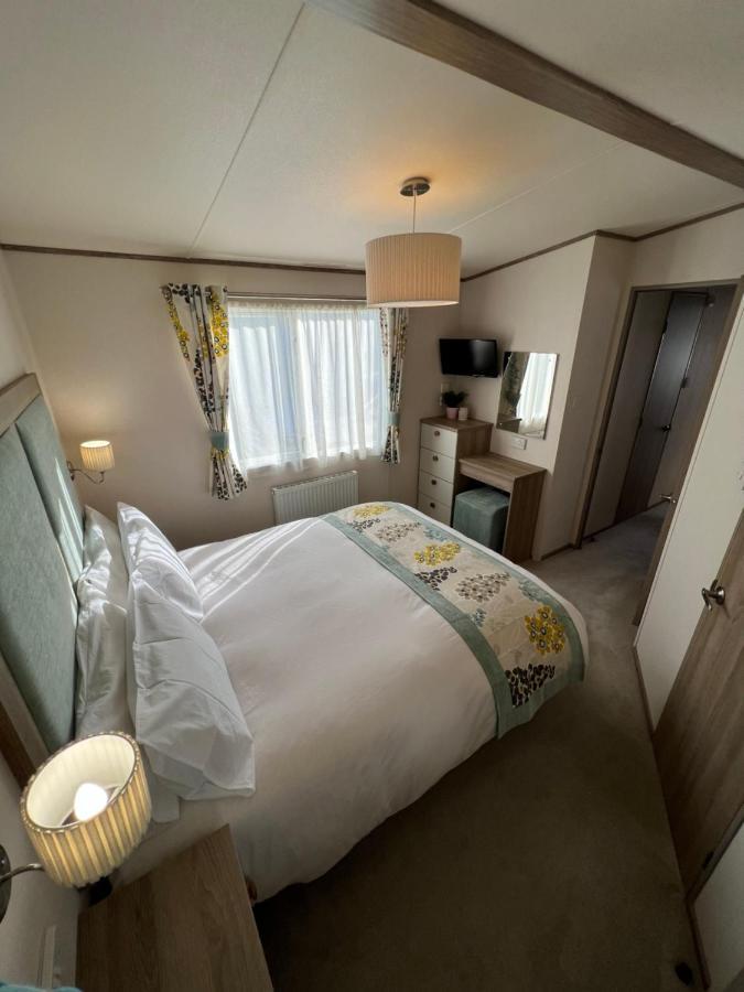 Anchors Rest - Family Caravan - Haven Lytchett Minster Esterno foto