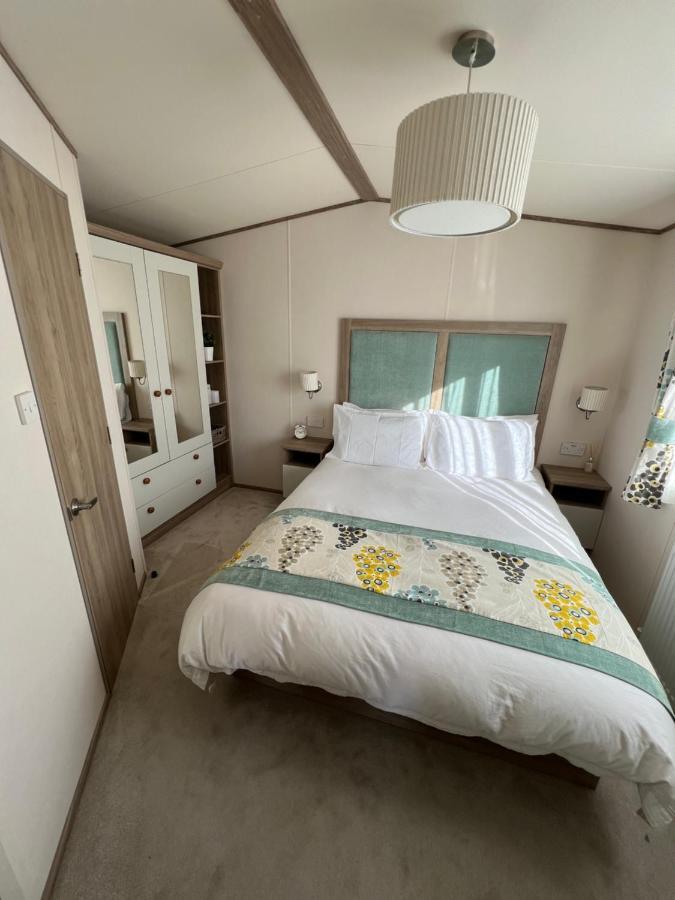 Anchors Rest - Family Caravan - Haven Lytchett Minster Esterno foto