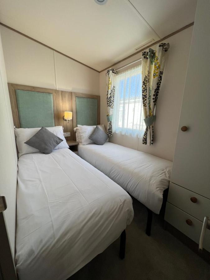 Anchors Rest - Family Caravan - Haven Lytchett Minster Esterno foto
